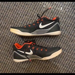 Kobe 9 EM laser crimson